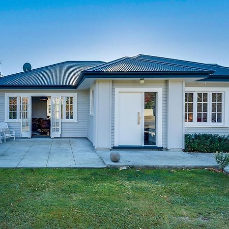 Gem On Gillean - Havelock North Holiday Home Esterno foto