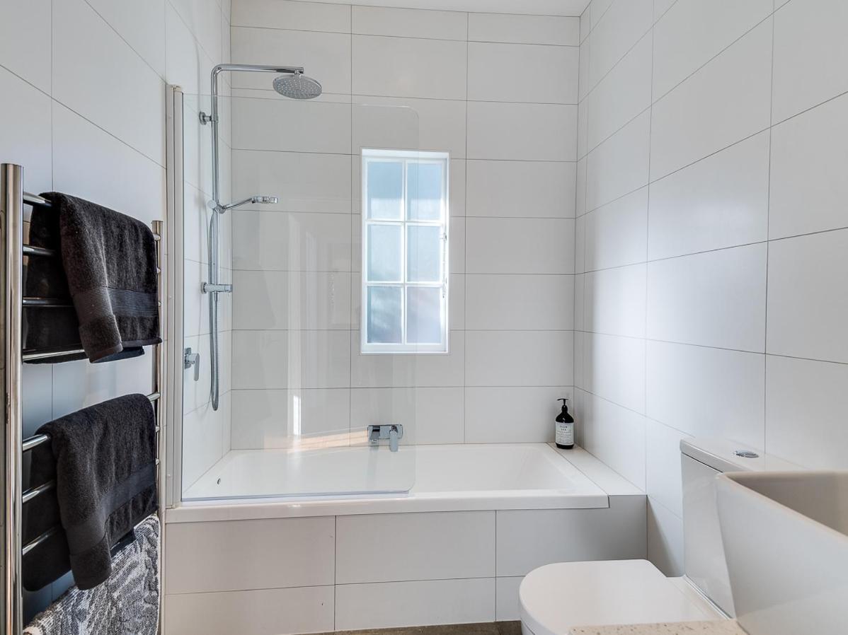 Gem On Gillean - Havelock North Holiday Home Esterno foto